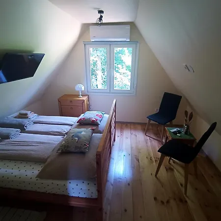 Mokuska Erdoszeli Fahaziko Appartement Parád